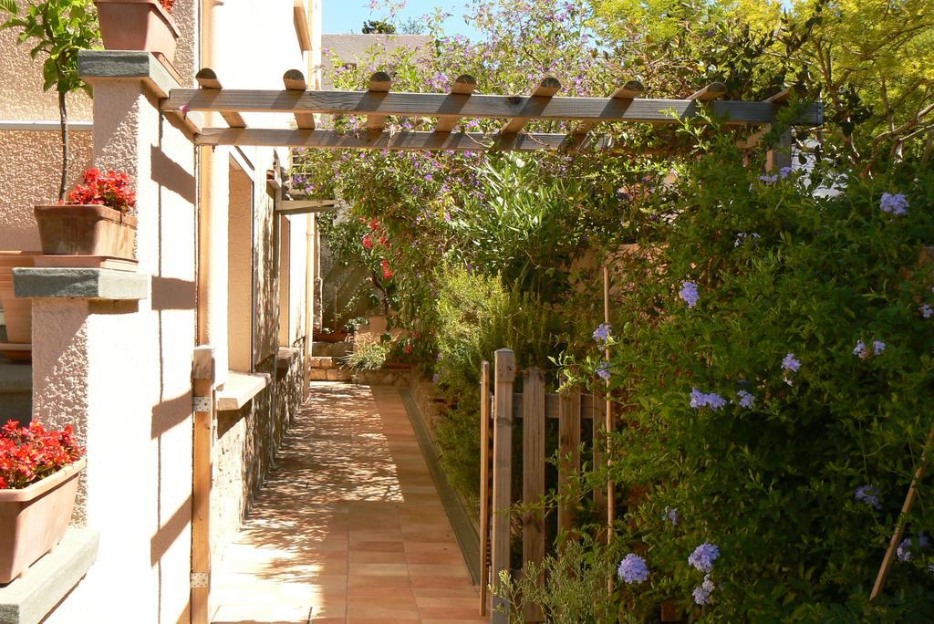 L' Escale Tranquille Bed & Breakfast Сет Екстериор снимка