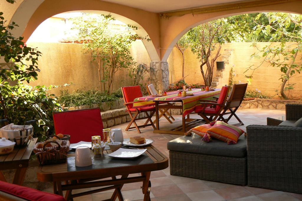 L' Escale Tranquille Bed & Breakfast Сет Екстериор снимка